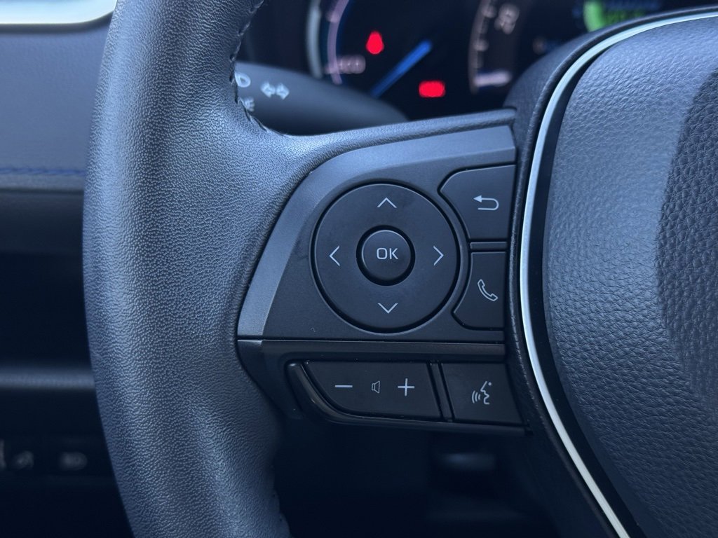 Used 2023 Toyota RAV4 SE image 25