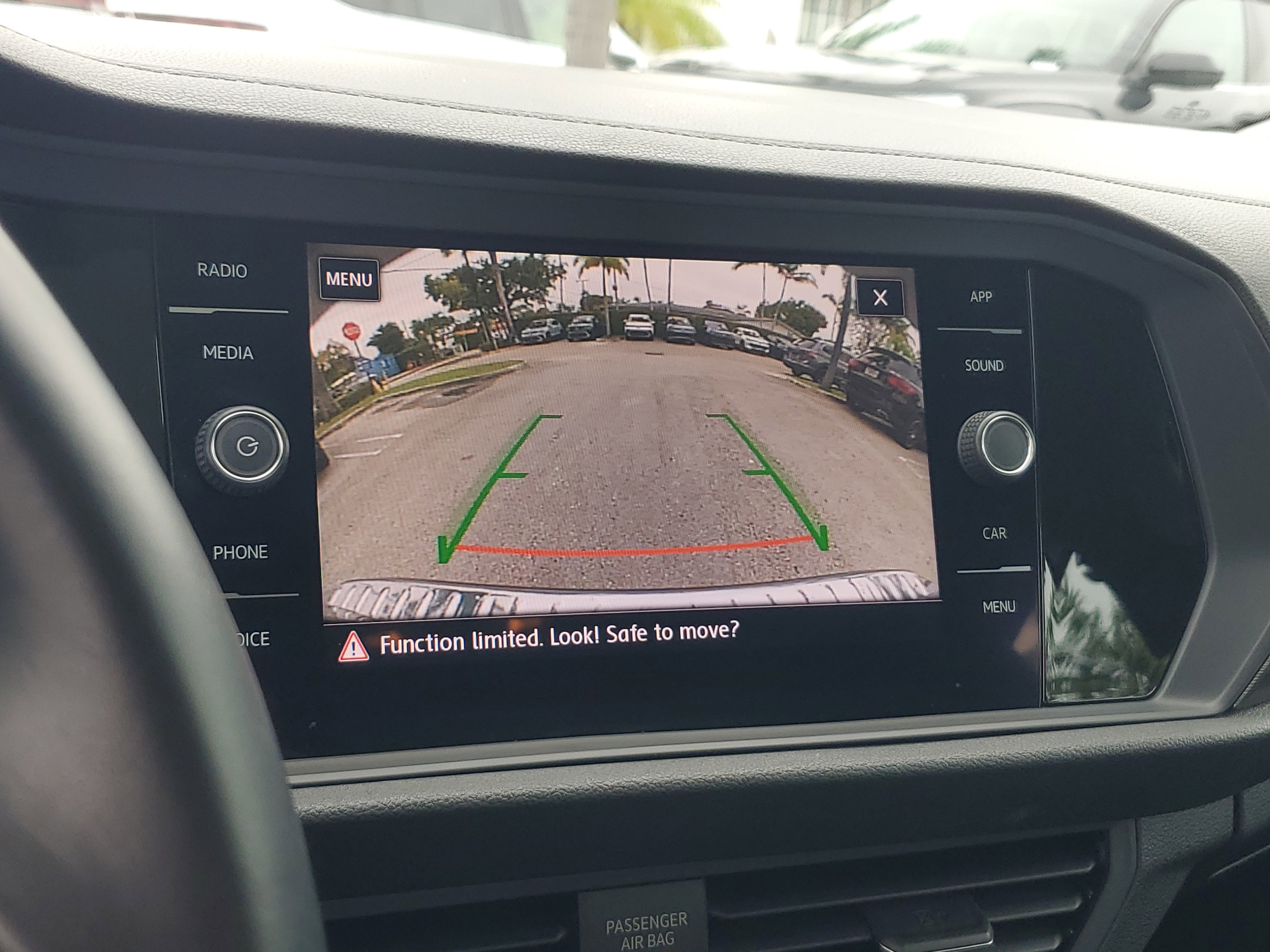 Used 2019 Volkswagen Jetta SEL image 24