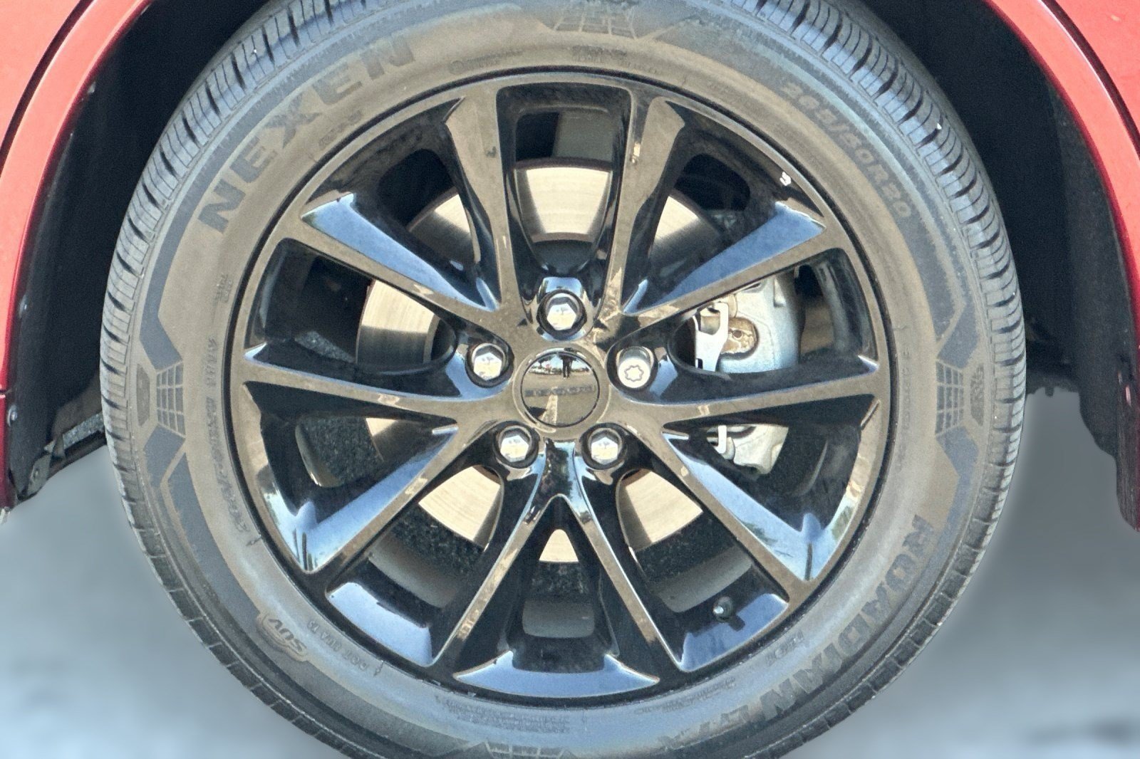 Used 2018 Dodge Durango R/T w/ Blacktop Package RWD image 12