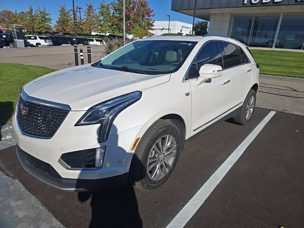 Certified 2021 Cadillac XT5 Premium Luxury AWD/4WD image 3