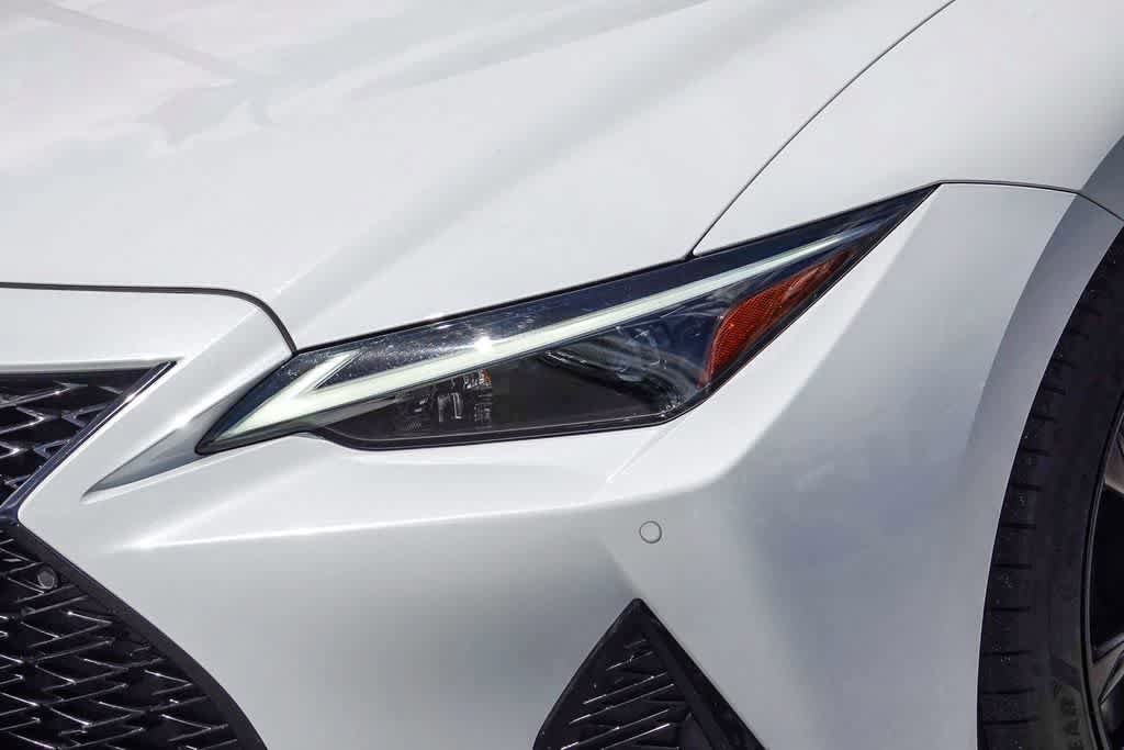 Used 2024 Lexus IS 350 F Sport RWD image 8