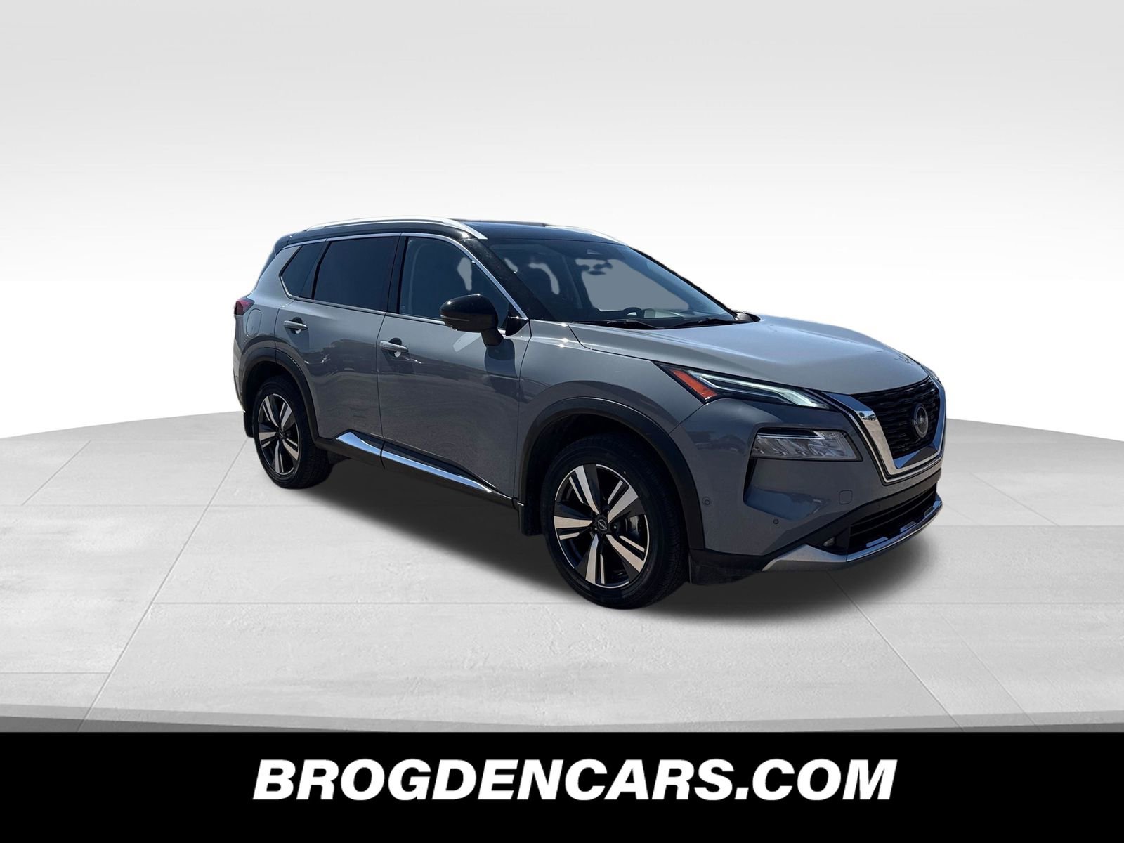 Used 2022 Nissan Rogue Platinum w/ Head-Up Display Package FWD 360° Tour