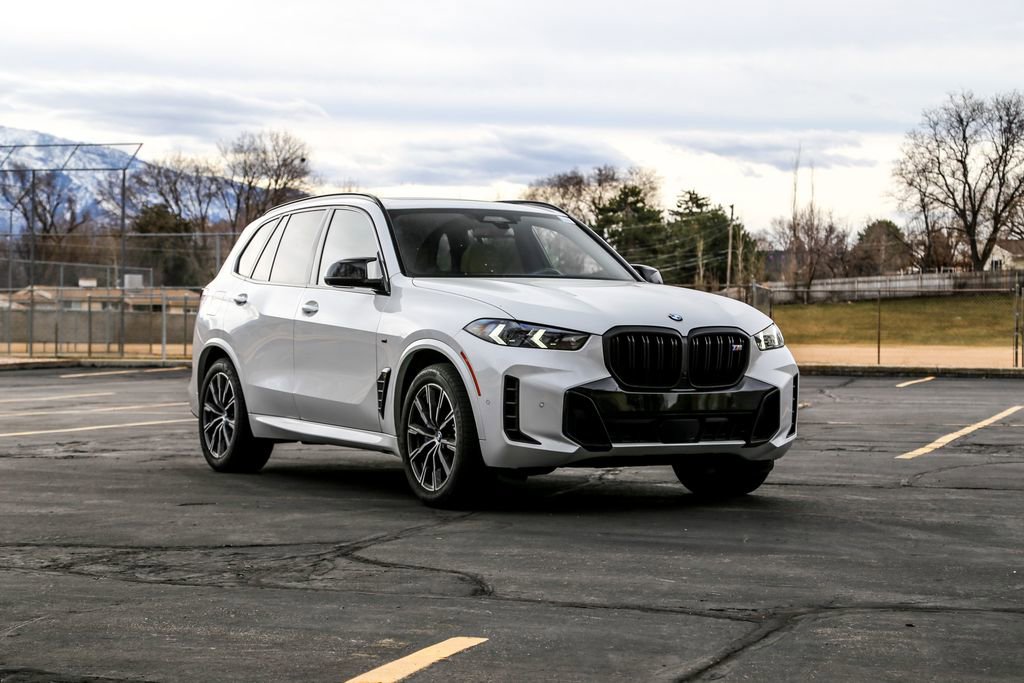 Certified 2025 BMW X5 M60i image 7