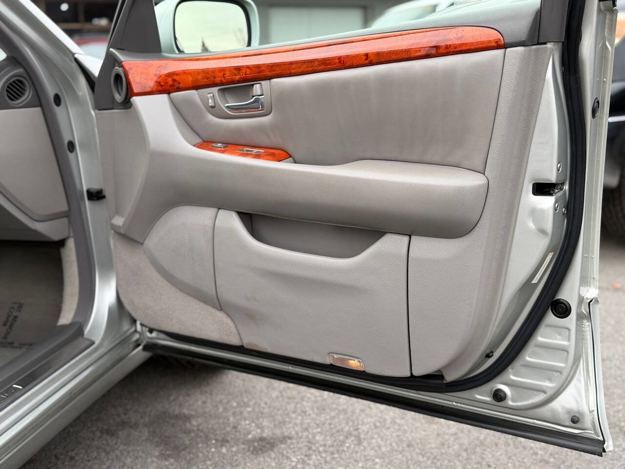 Used 2003 Lexus LS 430 image 89