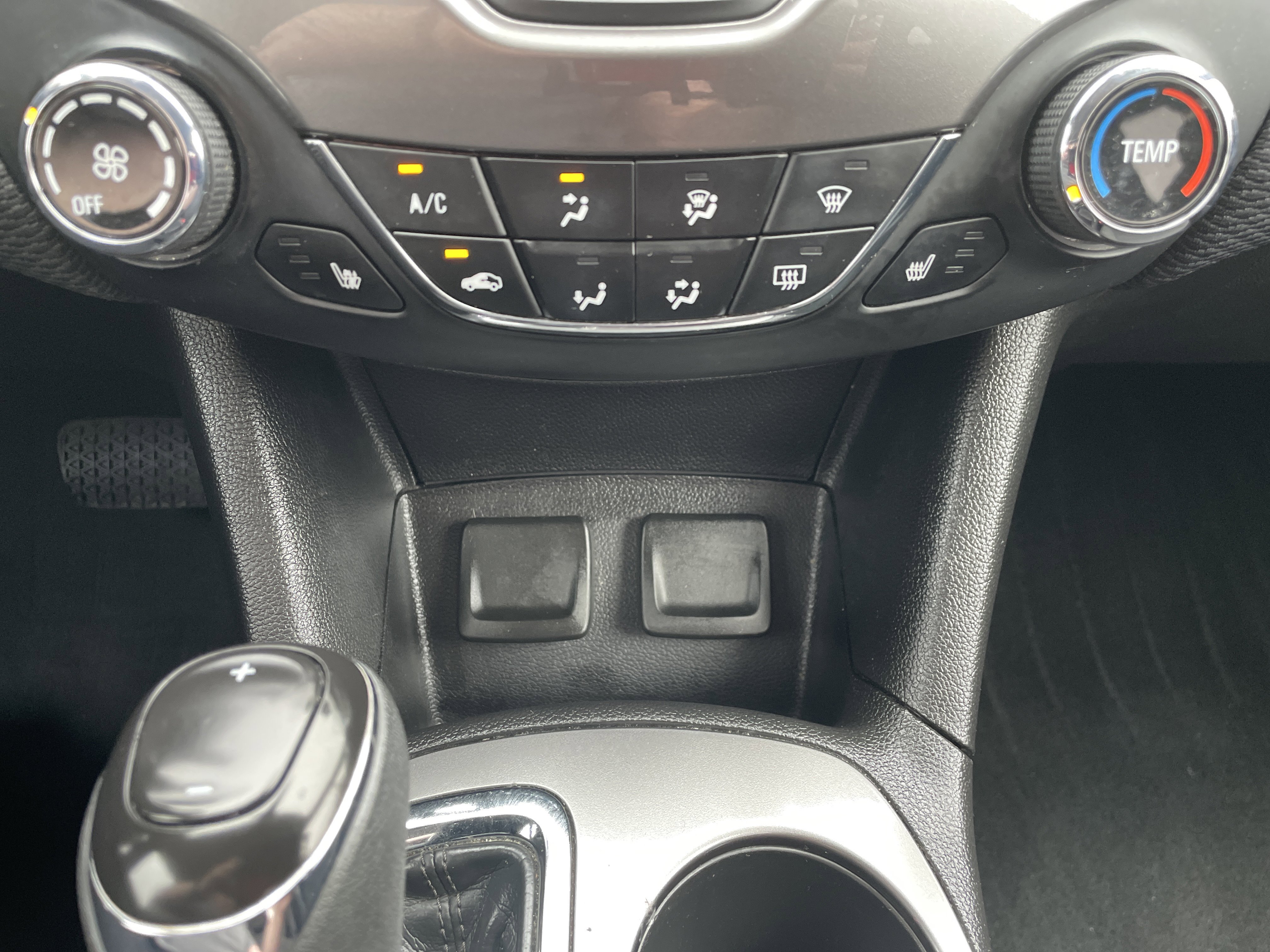 Used 2017 Chevrolet Cruze LT w/ Convenience Package image 35