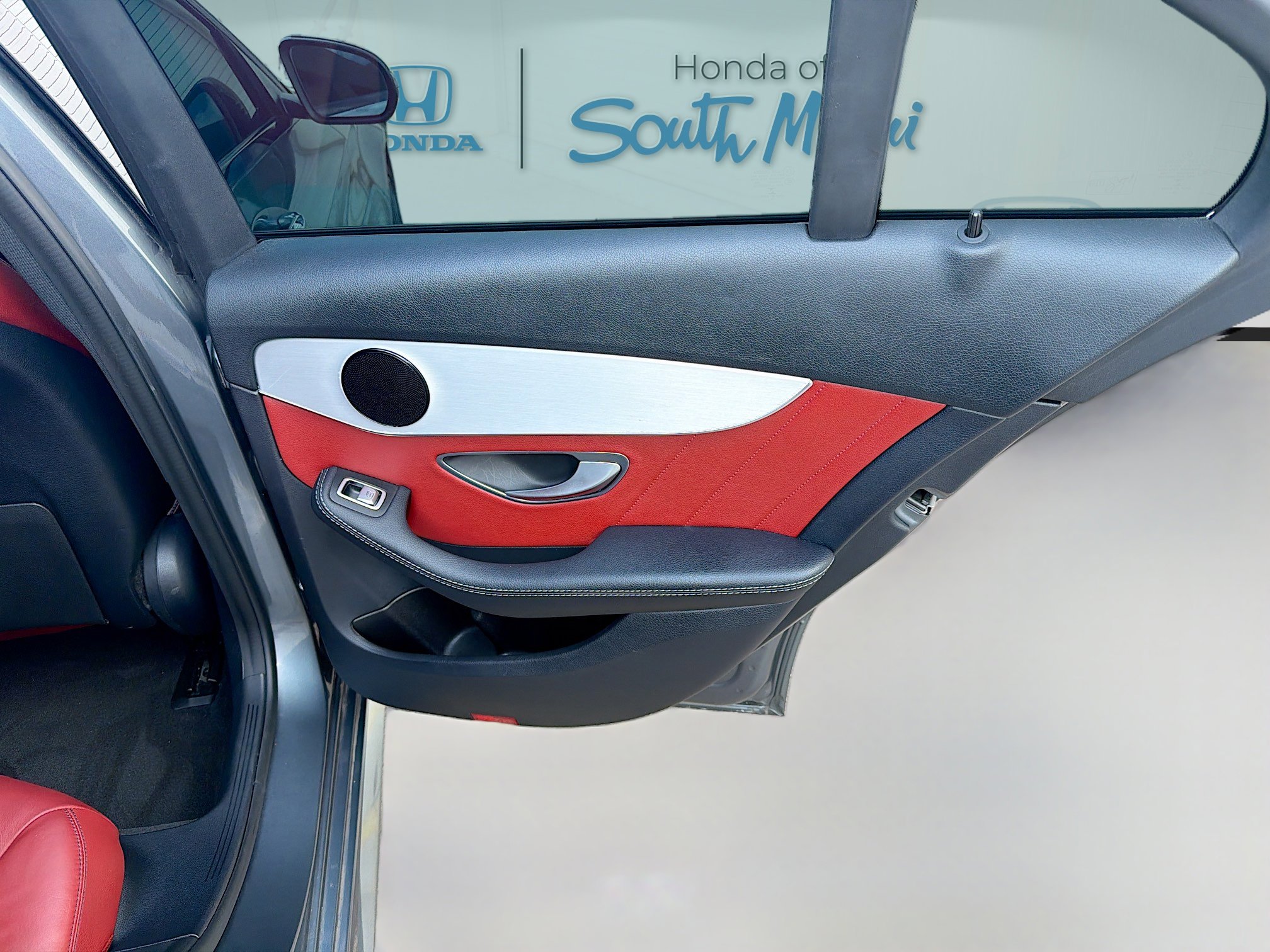 Used 2019 Mercedes-Benz C 300 Sedan image 30