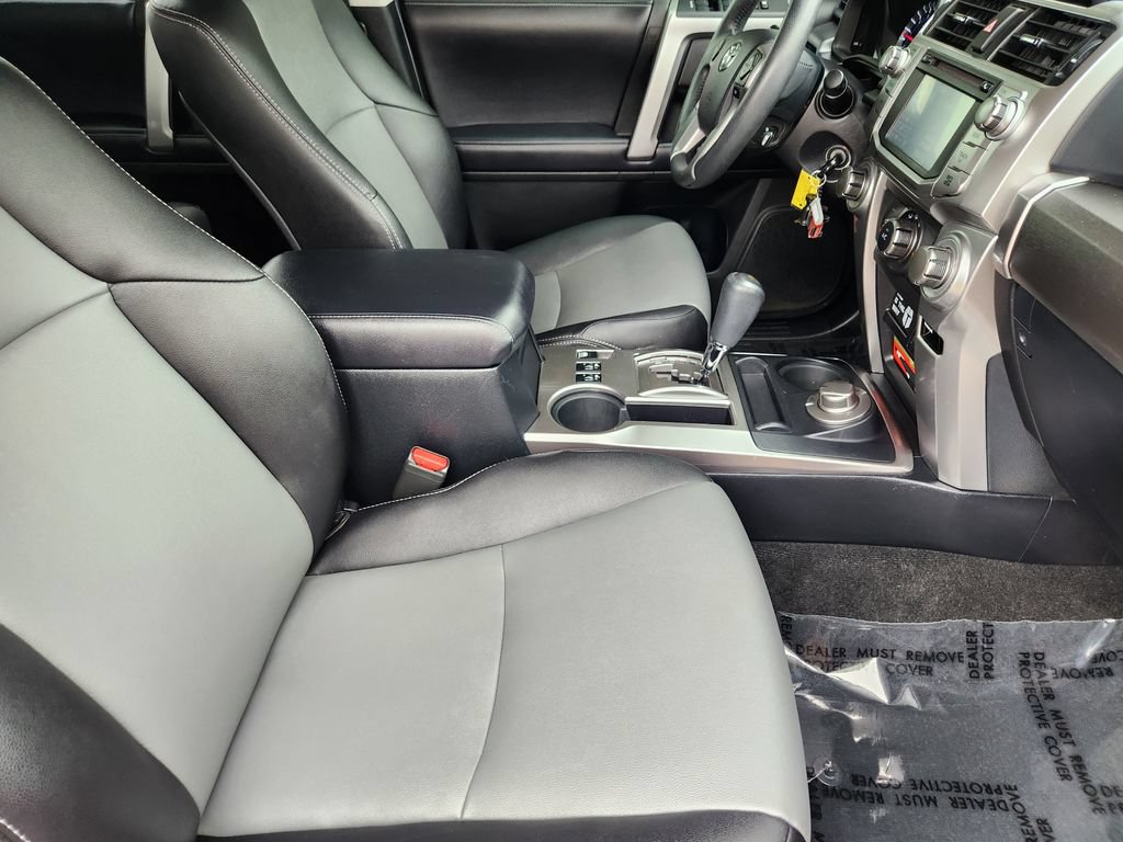 Used 2018 Toyota 4Runner SR5 Premium AWD/4WD image 5