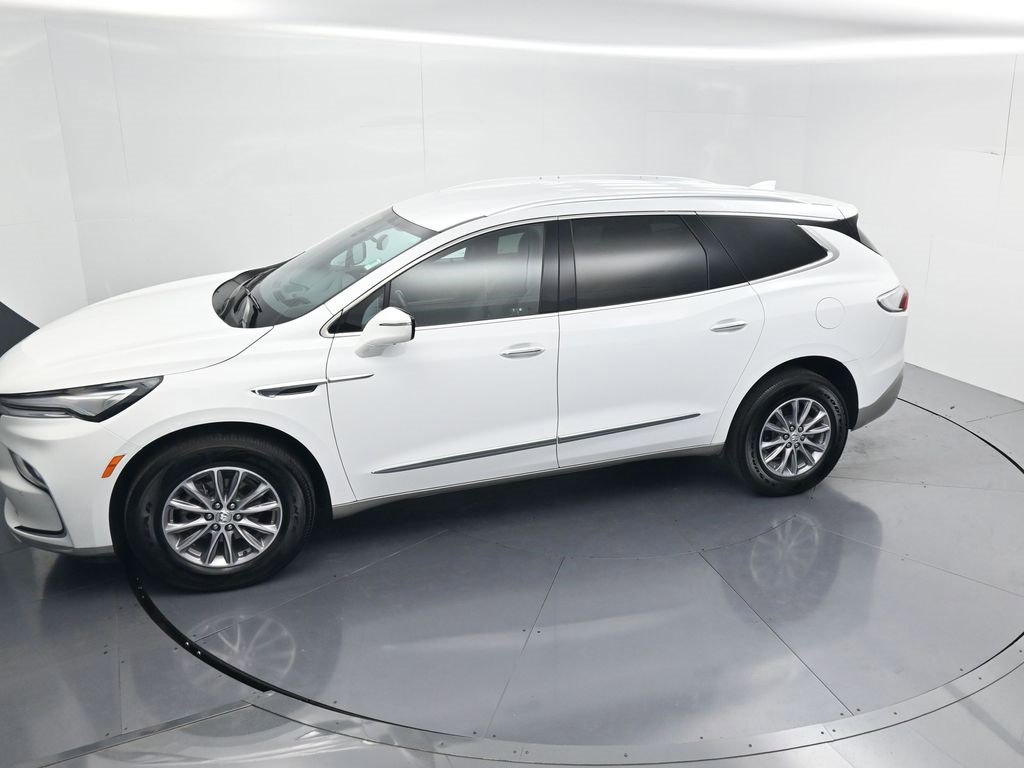 Used 2024 Buick Enclave Premium image 66