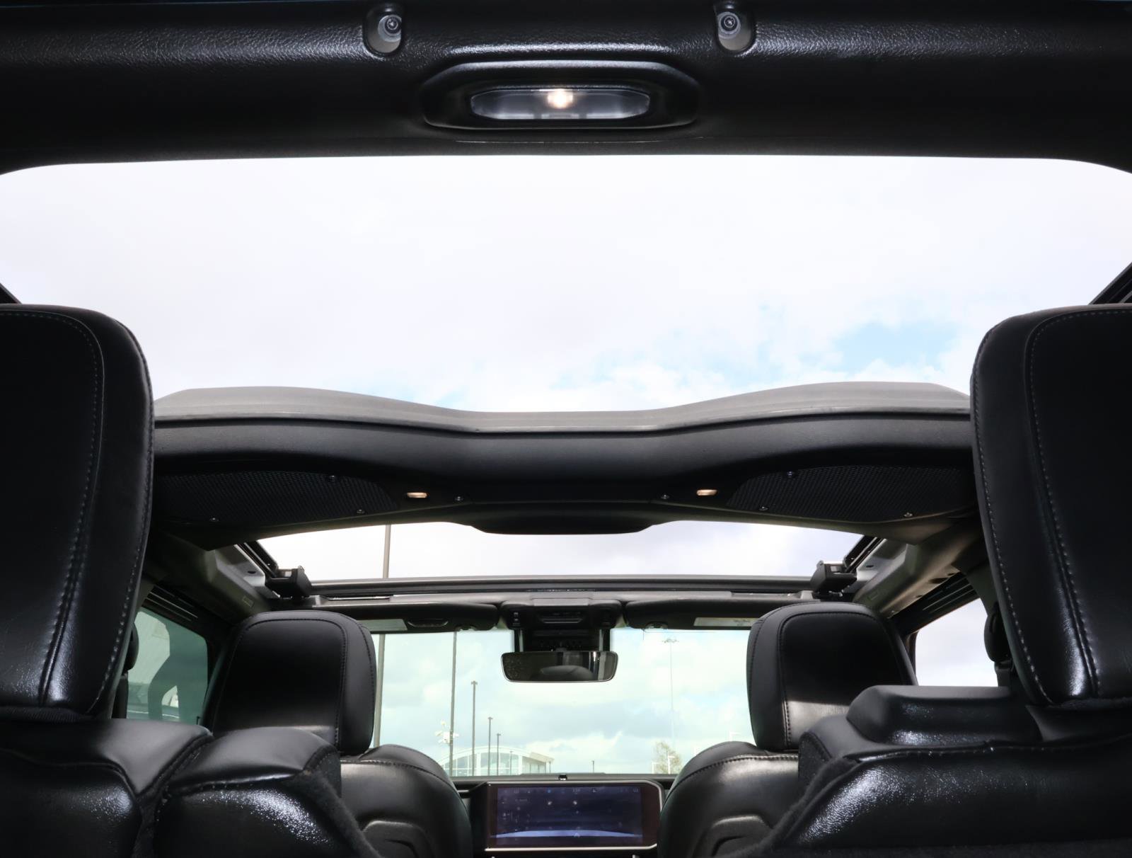 Used 2024 Jeep Wrangler Unlimited Rubicon image 23