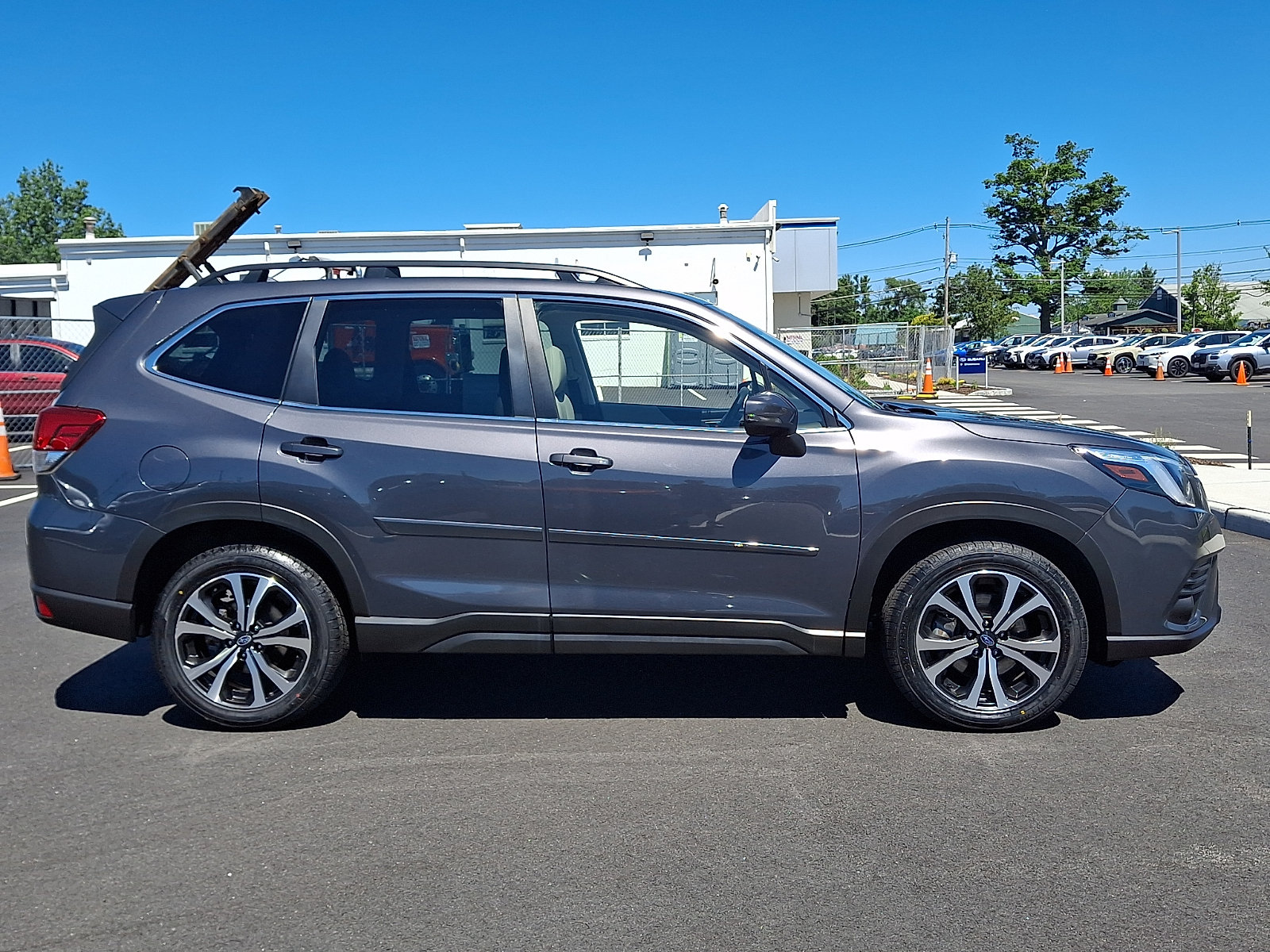 Certified 2023 Subaru Forester Limited AWD/4WD image 7