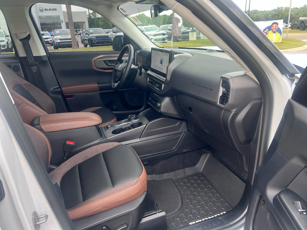 Used 2025 Ford Bronco Sport Outer Banks w/ Outer Banks Tech Package+ AWD/4WD image 17