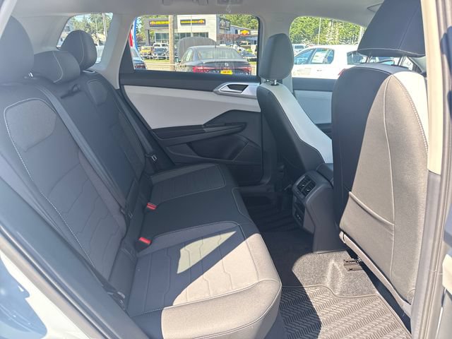 New 2026 Volkswagen Taos SE AWD/4WD image 11