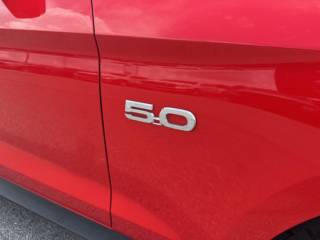 Used 2018 Ford Mustang GT Premium w/ GT Performance Package RWD image 2