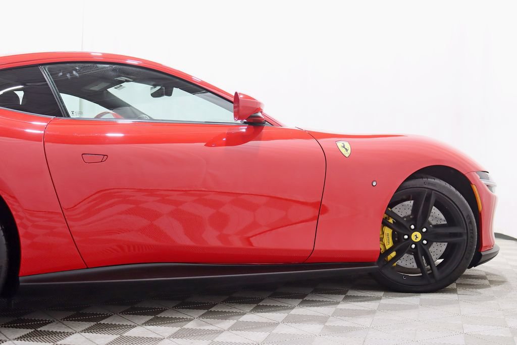 Used 2021 Ferrari Roma RWD image 12