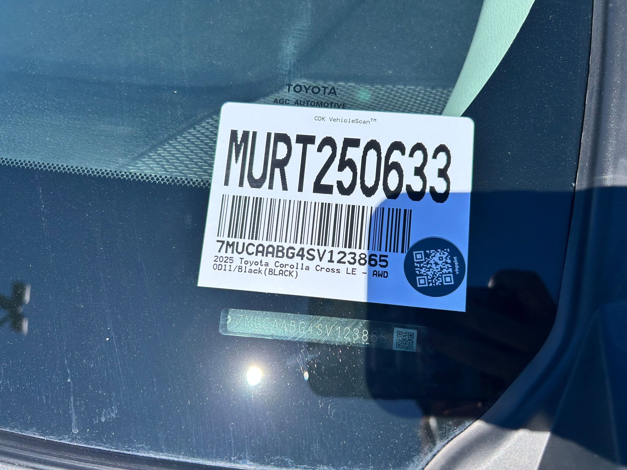 Certified 2025 Toyota Corolla Cross LE image 31