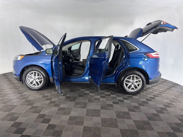 Used 2024 Ford Edge SEL image 9