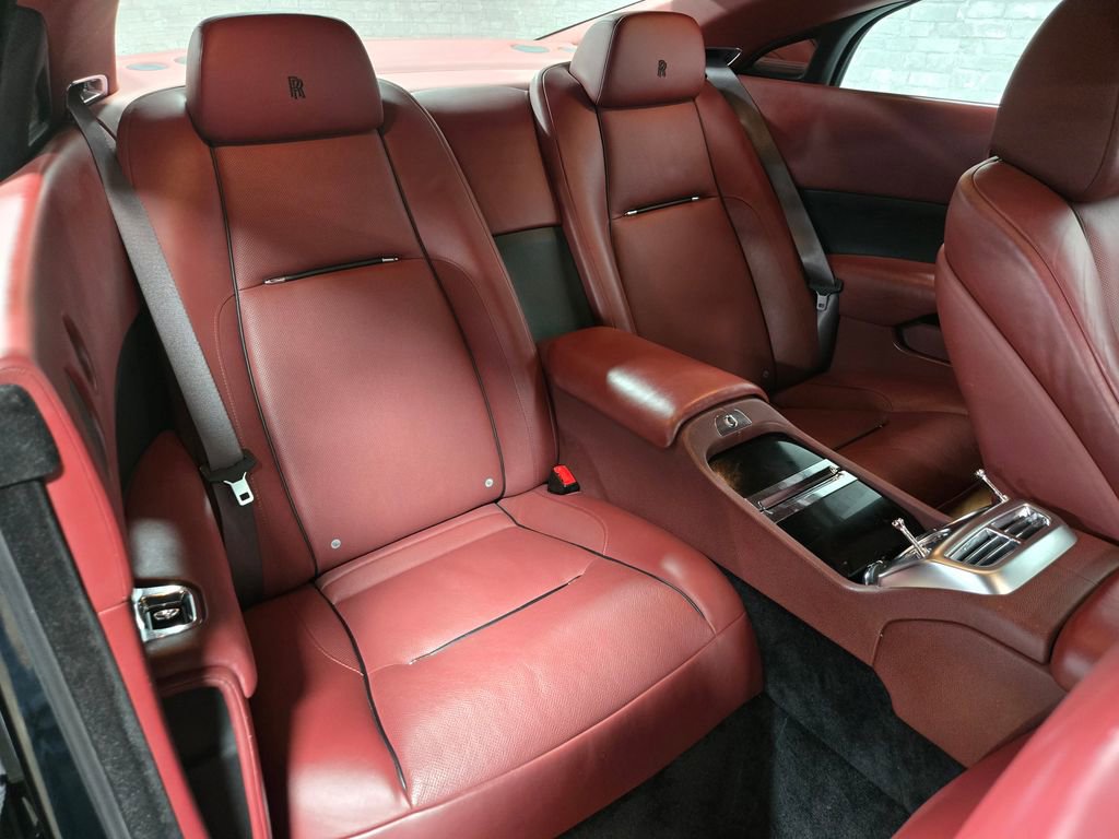 Used 2015 Rolls-Royce Wraith RWD image 48