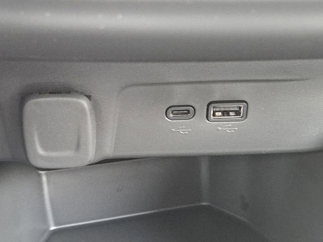 New 2026 Chevrolet Trax RS w/ Driver Confidence Package image 7