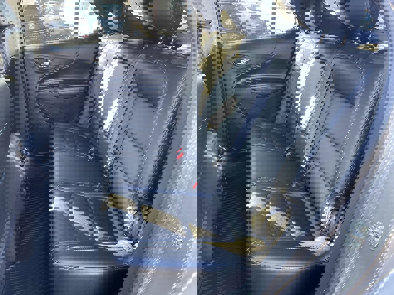 Used 2019 Chevrolet Equinox Premier image 24