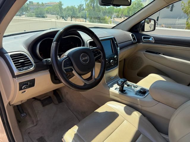 Used 2015 Jeep Grand Cherokee Overland AWD/4WD image 9