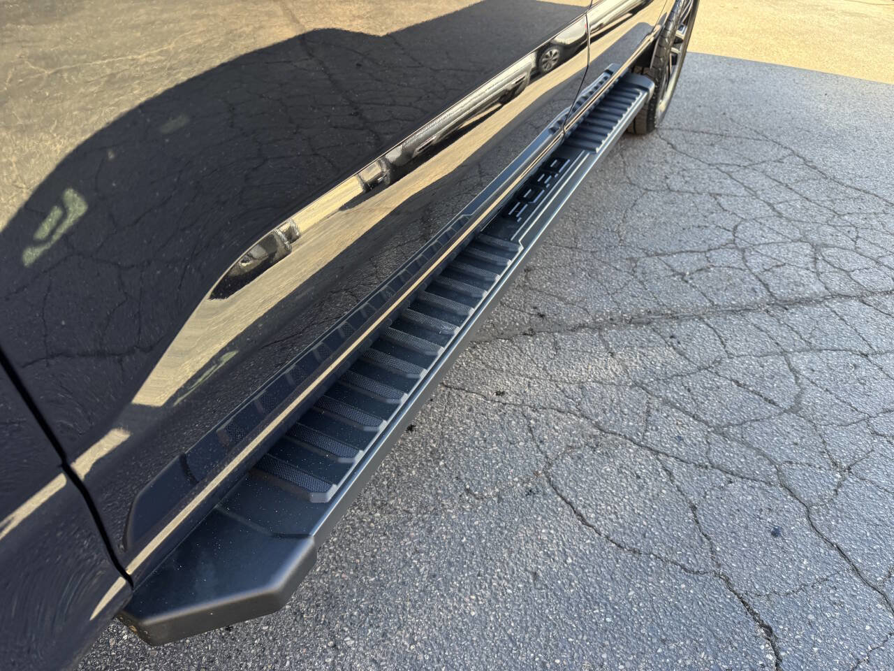 Used 2025 Ford F150 Lariat image 19