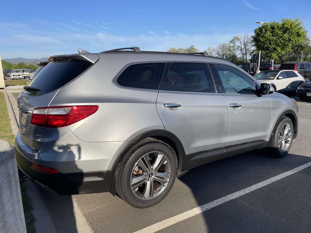Used 2015 Hyundai Santa Fe GLS w/ Option Group 02 image 4