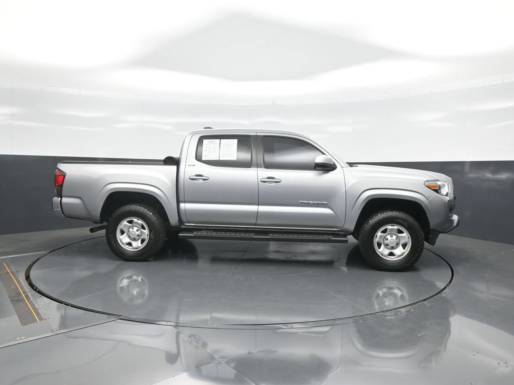 Used 2020 Toyota Tacoma SR5 RWD image 8