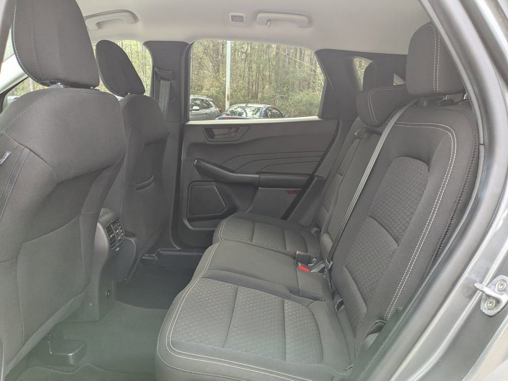 Used 2024 Ford Escape Active image 14
