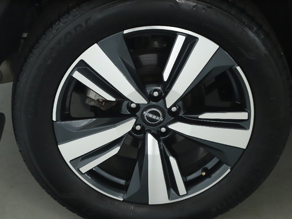 Certified 2023 Nissan Rogue SL w/ SL Premium Package AWD/4WD image 12