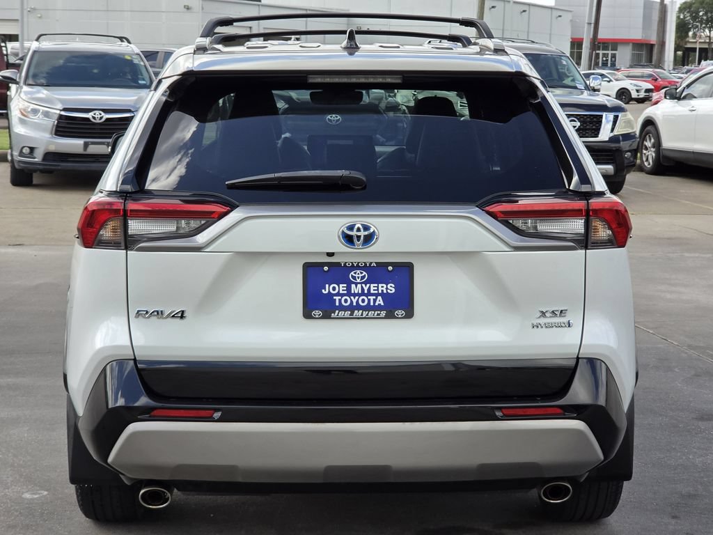 Used 2023 Toyota RAV4 XSE AWD/4WD image 8
