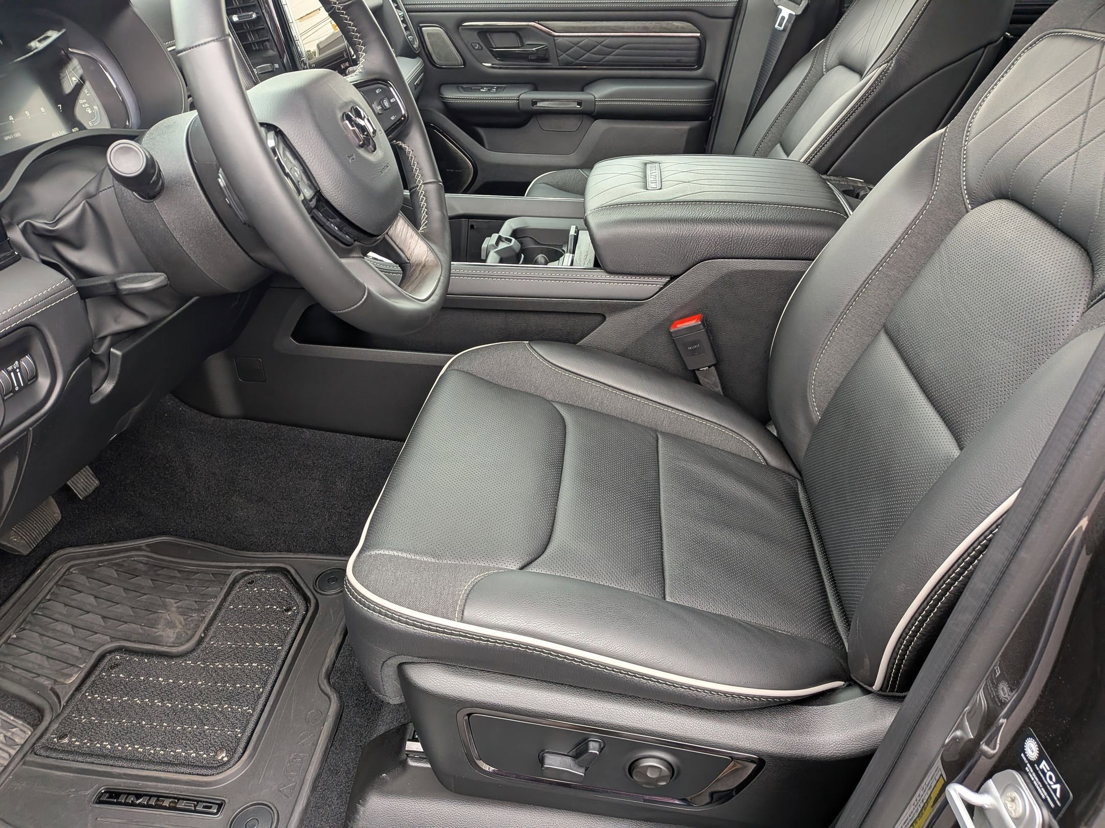 Used 2026 RAM 1500 Limited w/ Body Color Bumper Group image 13