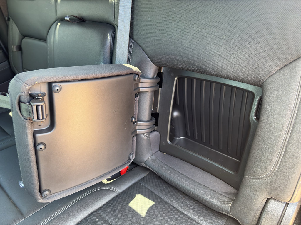 Used 2023 Chevrolet Silverado 1500 LTZ w/ LTZ Convenience Package II AWD/4WD image 14