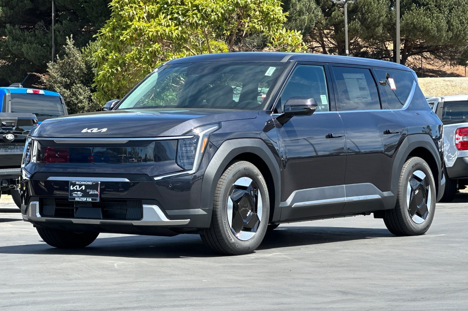 New 2026 Kia EV9 Light RWD image 8