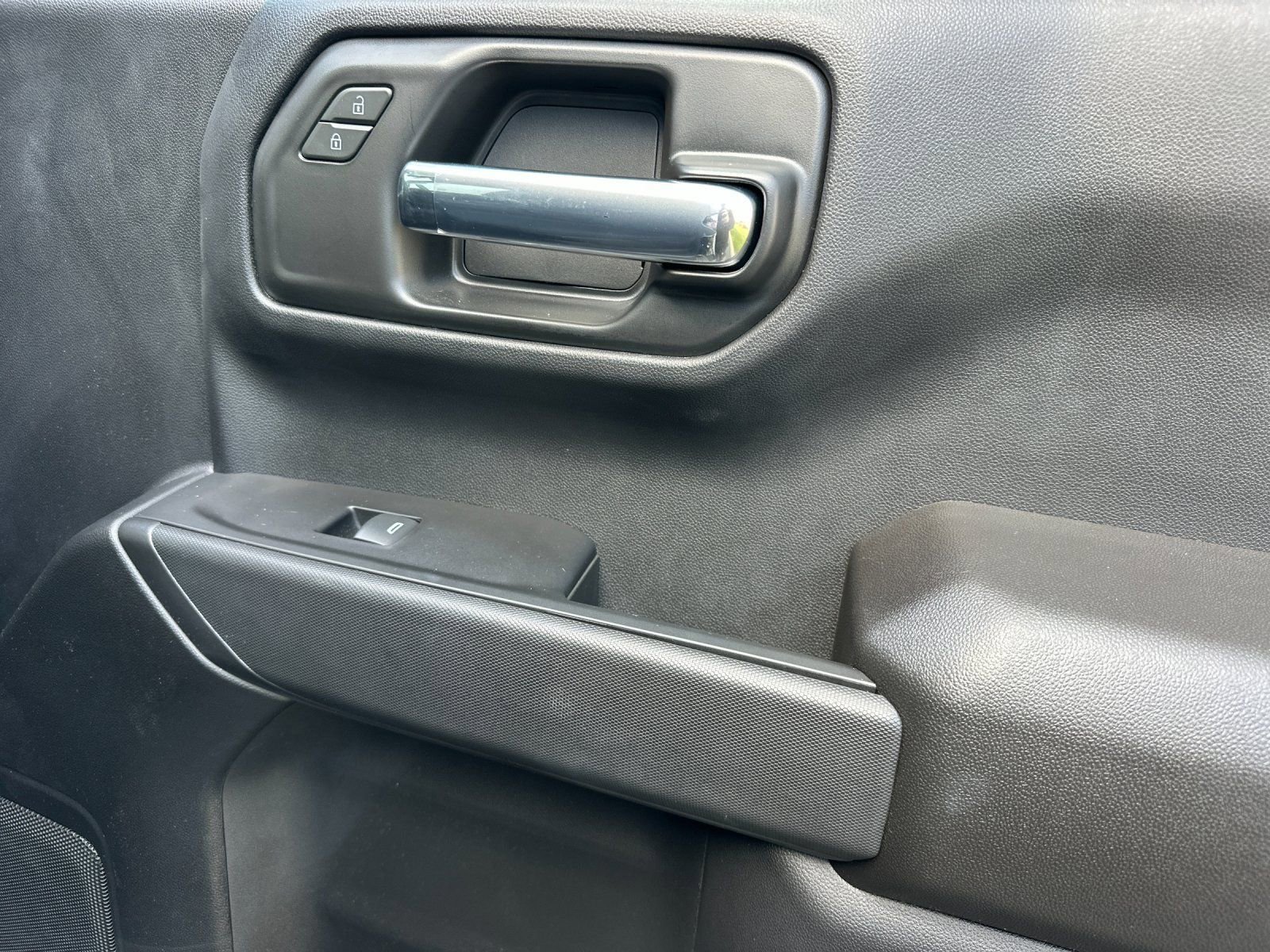 Used 2024 Chevrolet Silverado 1500 Custom w/ Rally Edition image 19