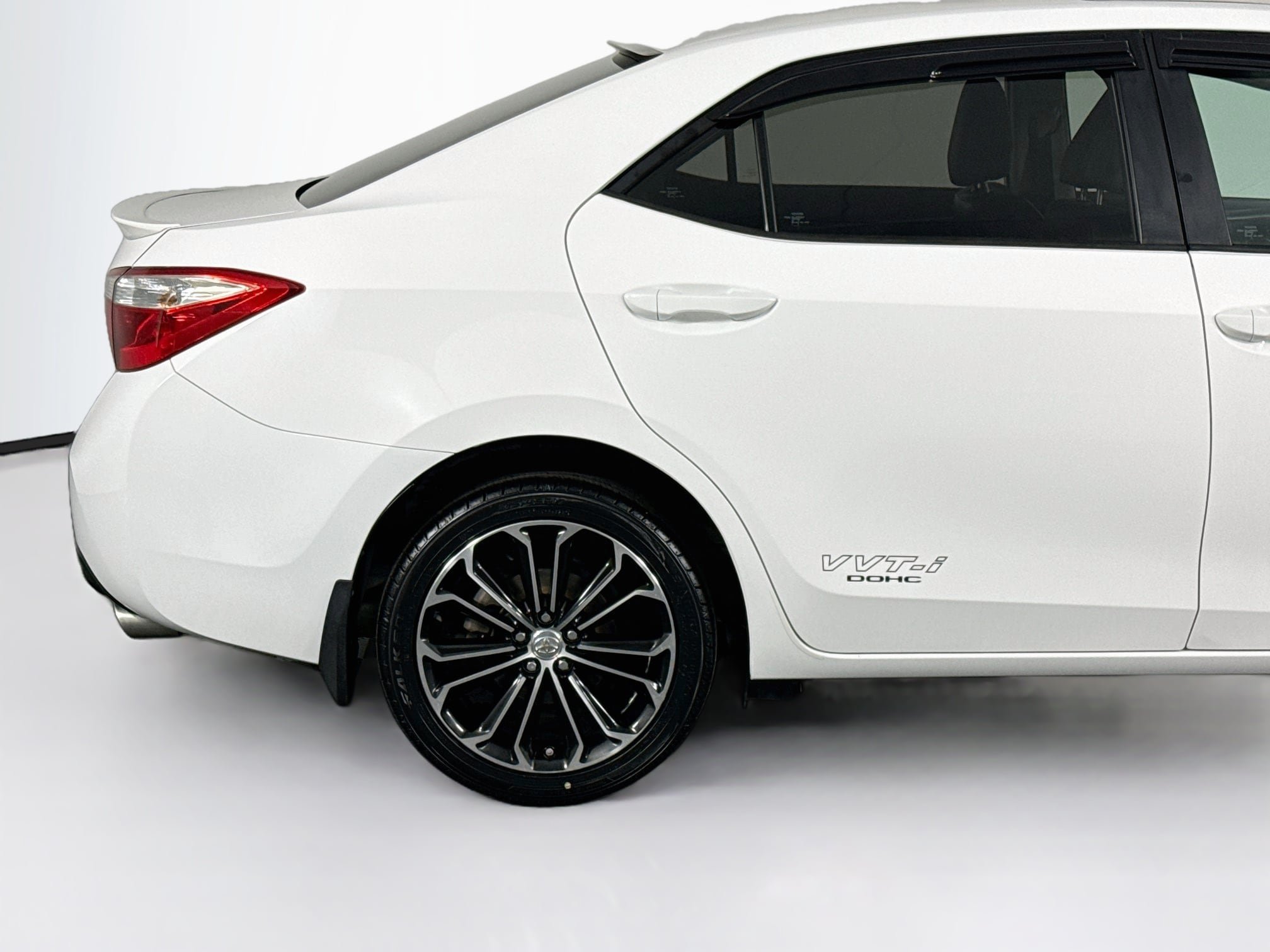 Used 2016 Toyota Corolla S FWD image 44