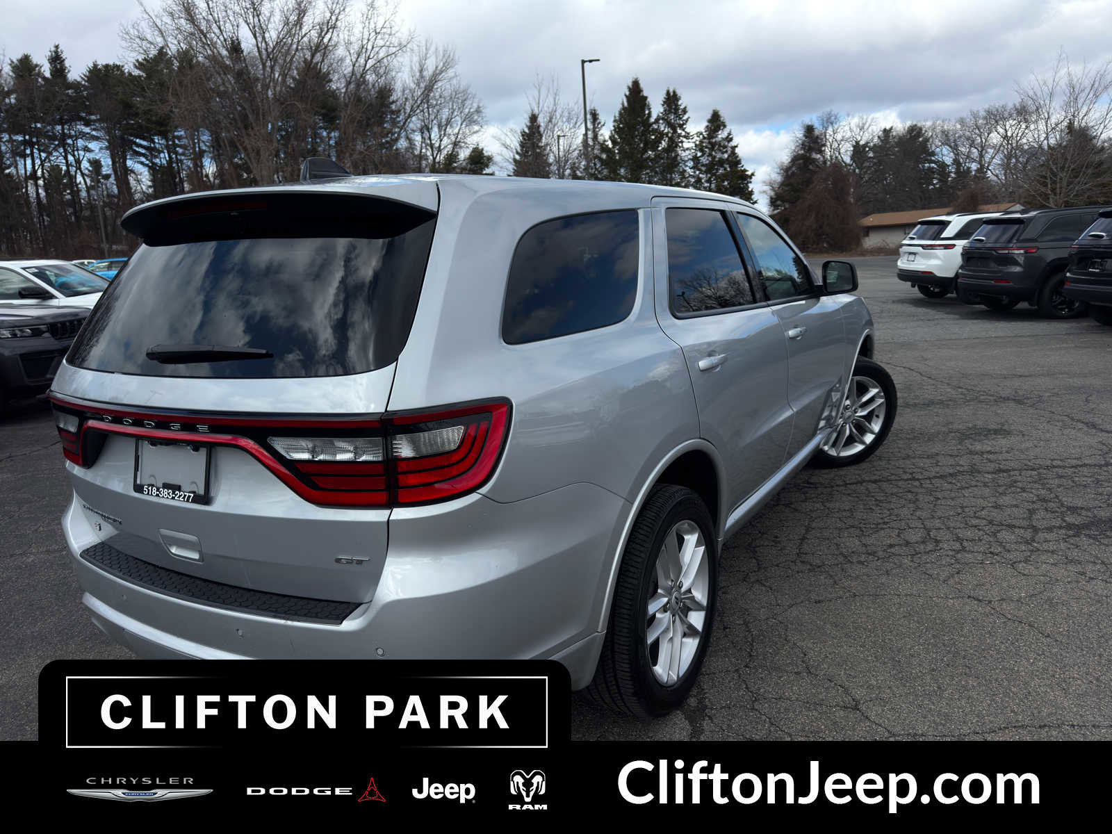 Certified 2025 Dodge Durango GT image 4