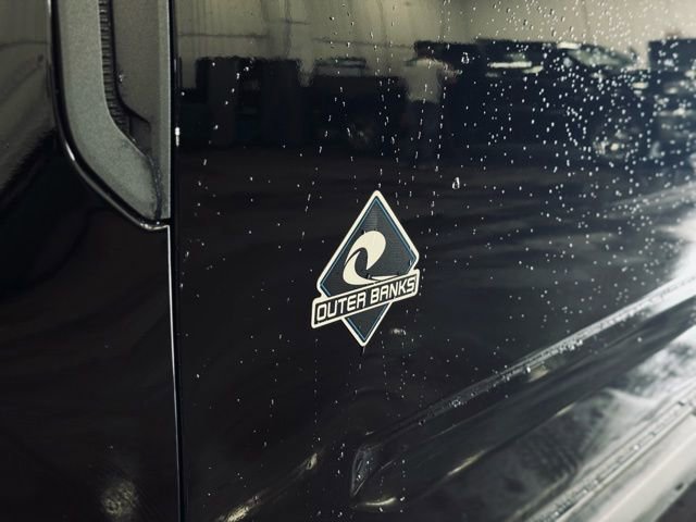 Used 2025 Ford Bronco Sport Outer Banks w/ Outer Banks Tech Package+ image 2