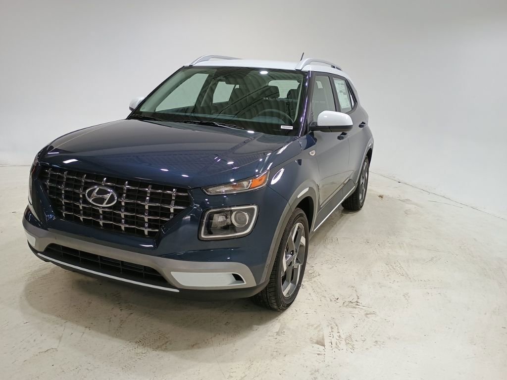 New 2026 Hyundai Venue SEL image 3