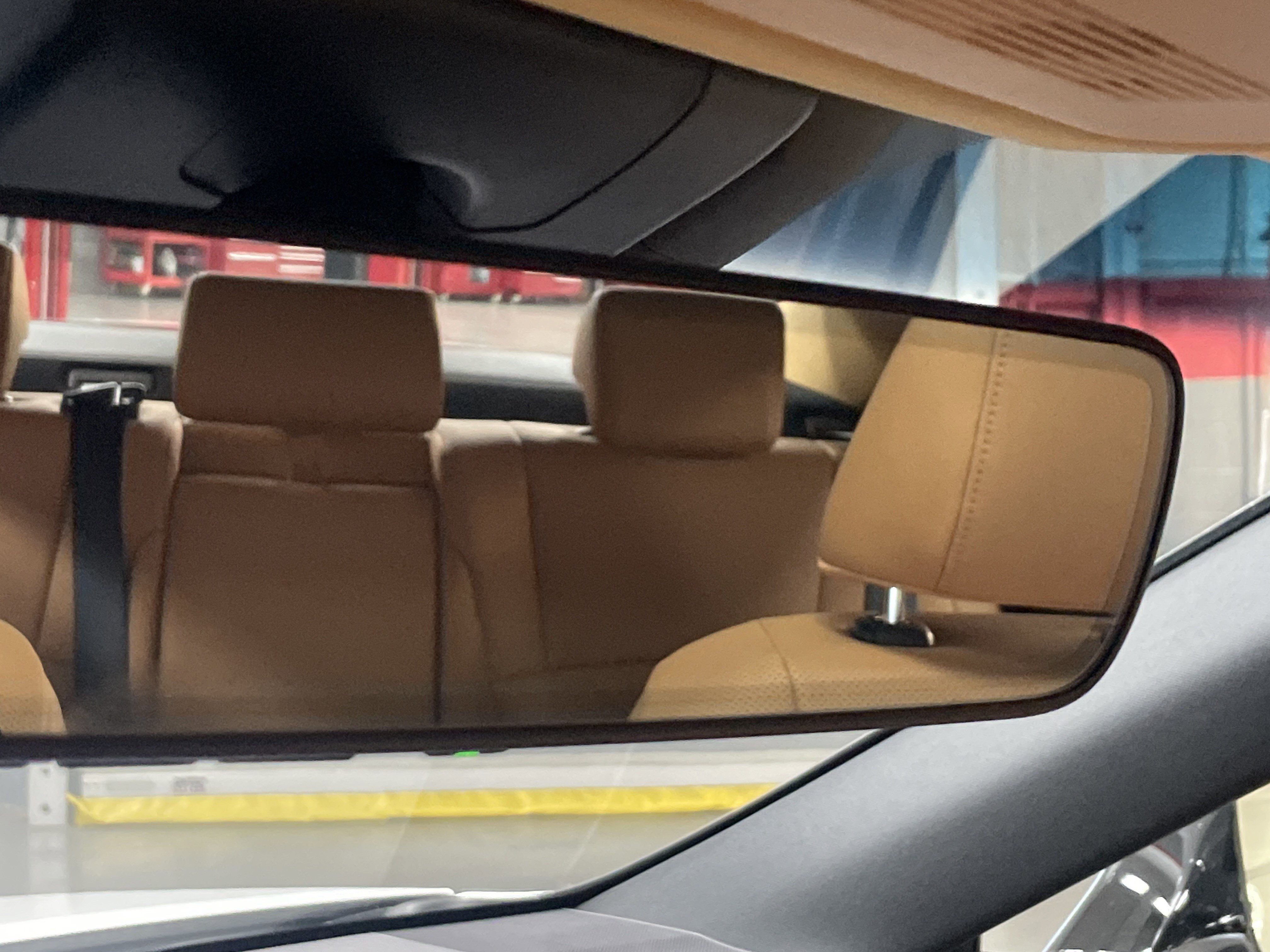 Used 2025 Lexus ES 300h w/ Premium Package image 25