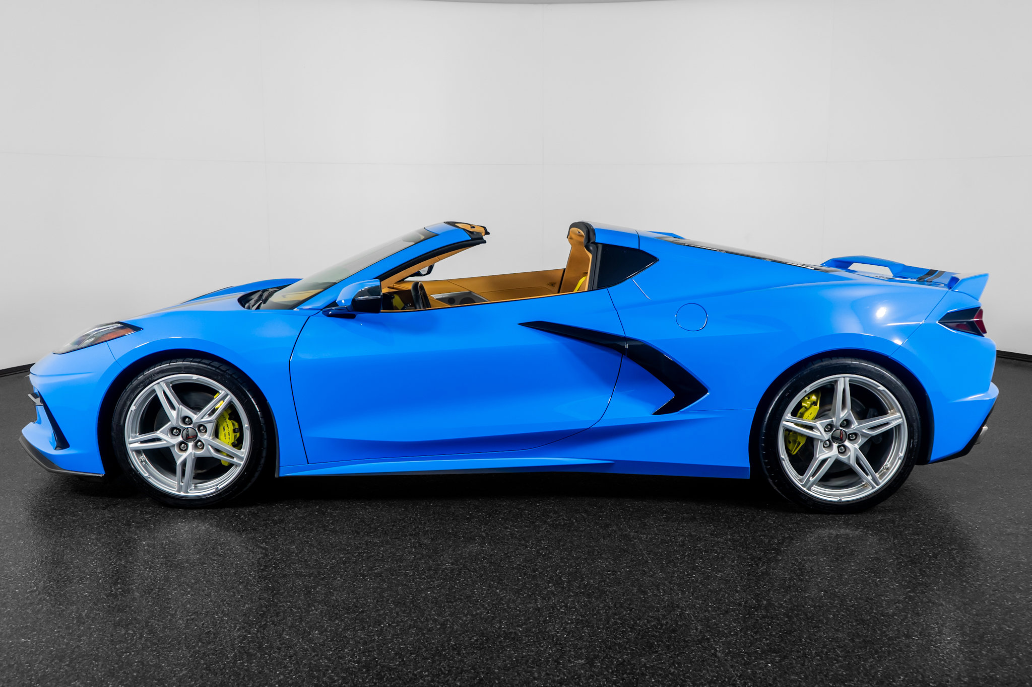 Used 2020 Chevrolet Corvette Stingray Premium Cpe w/ 3LT image 17