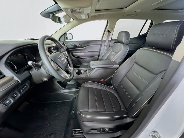 Used 2023 GMC Acadia Denali w/ Denali Ultimate Package image 10