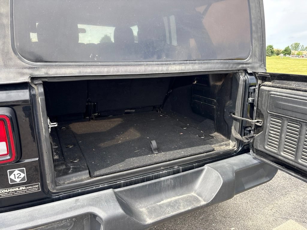 Used 2018 Jeep Wrangler Unlimited Sport S AWD/4WD image 8