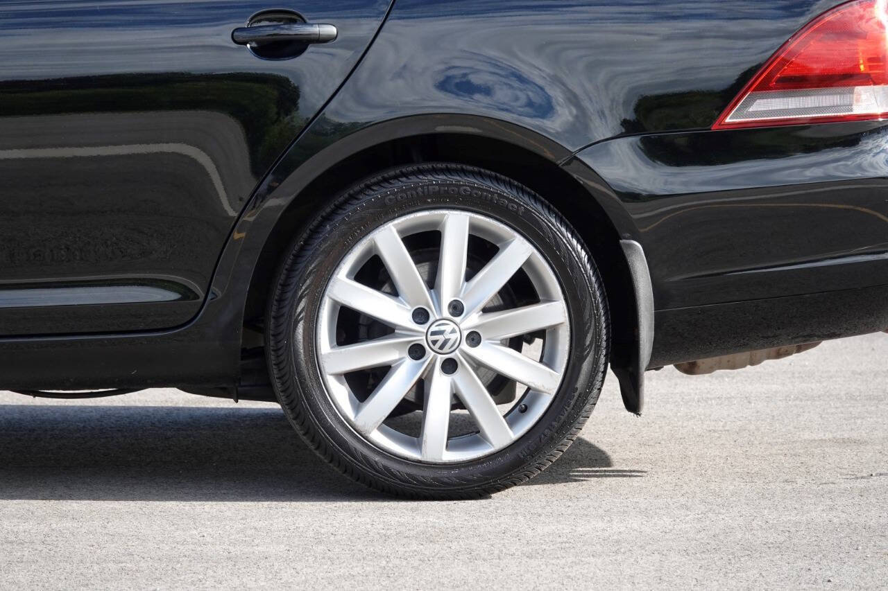 Used 2012 Volkswagen Jetta TDI FWD image 13