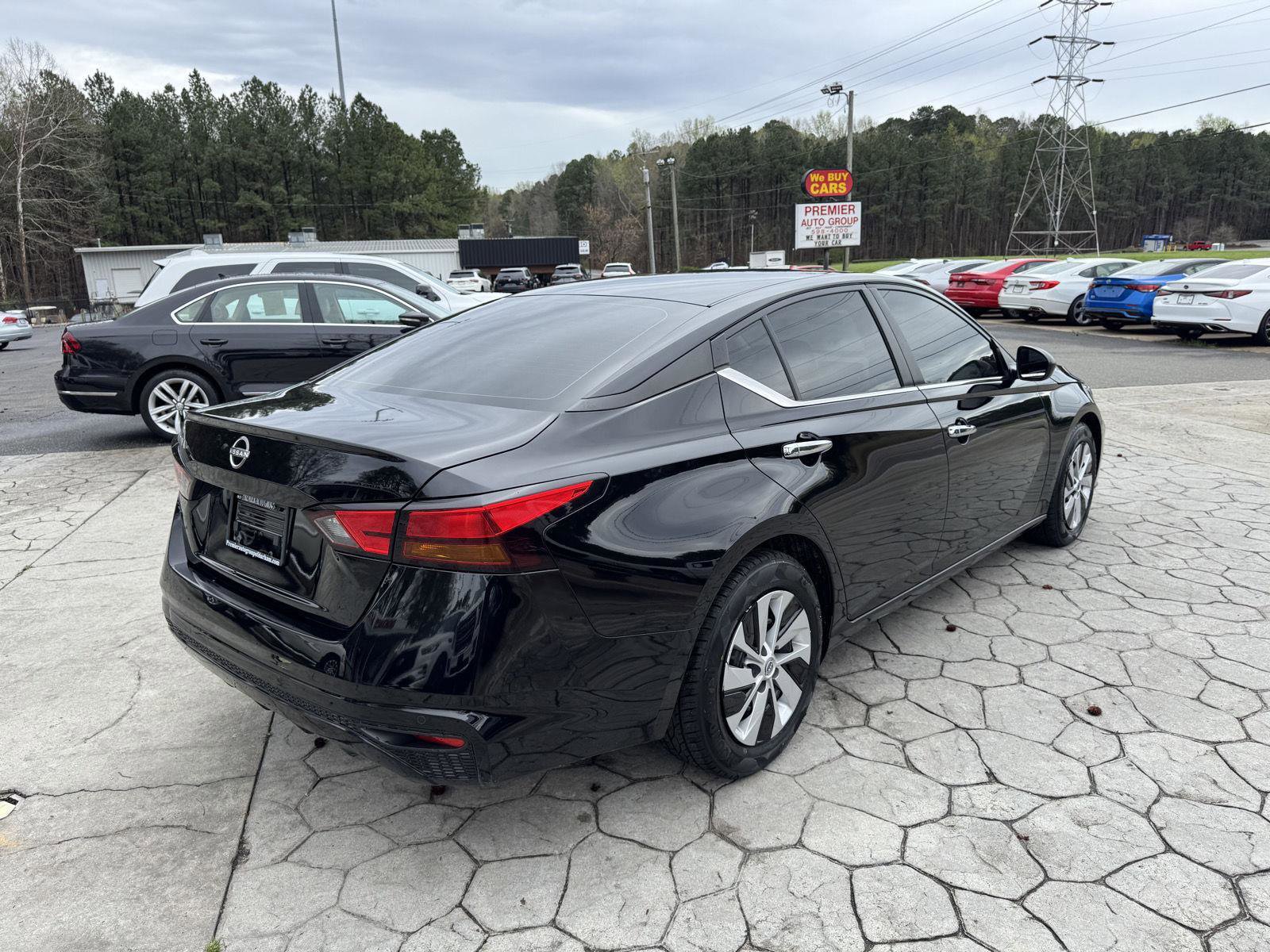 Used 2024 Nissan Altima 2.5 S image 12