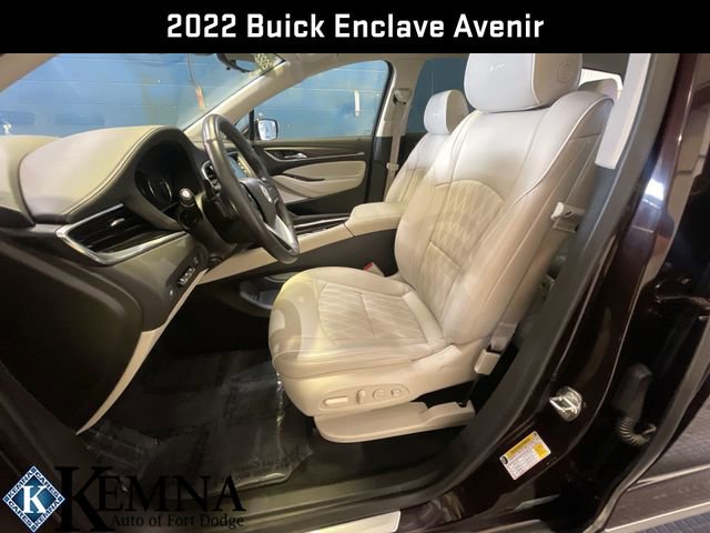 Used 2022 Buick Enclave Avenir w/ Avenir Technology Package image 21