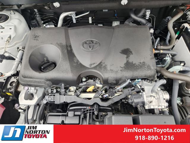Used 2025 Toyota RAV4 XLE w/ Convenience Package FWD image 32