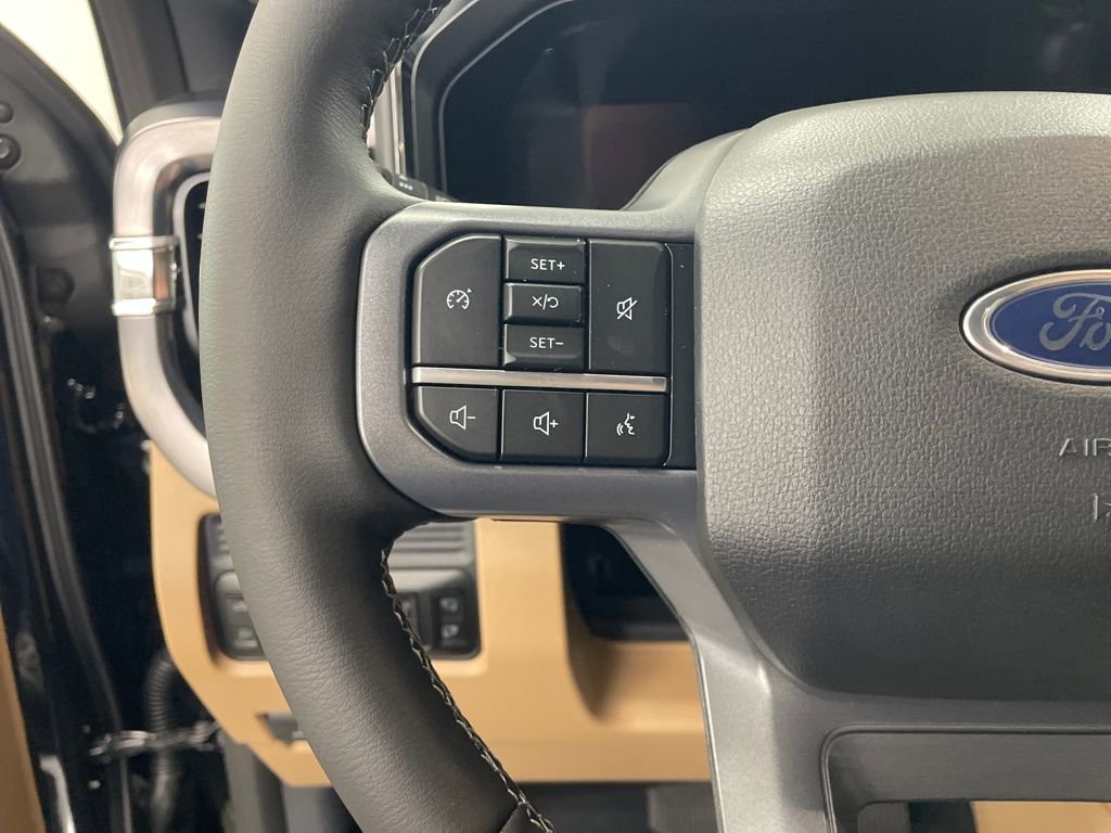 New 2026 Ford F250 Lariat w/ Chrome Package image 19