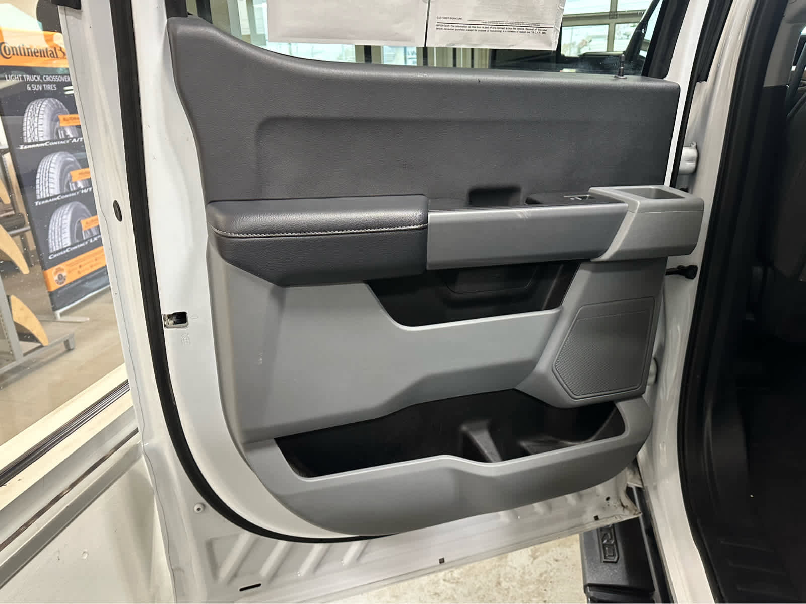 Used 2024 Ford F250 XLT image 26