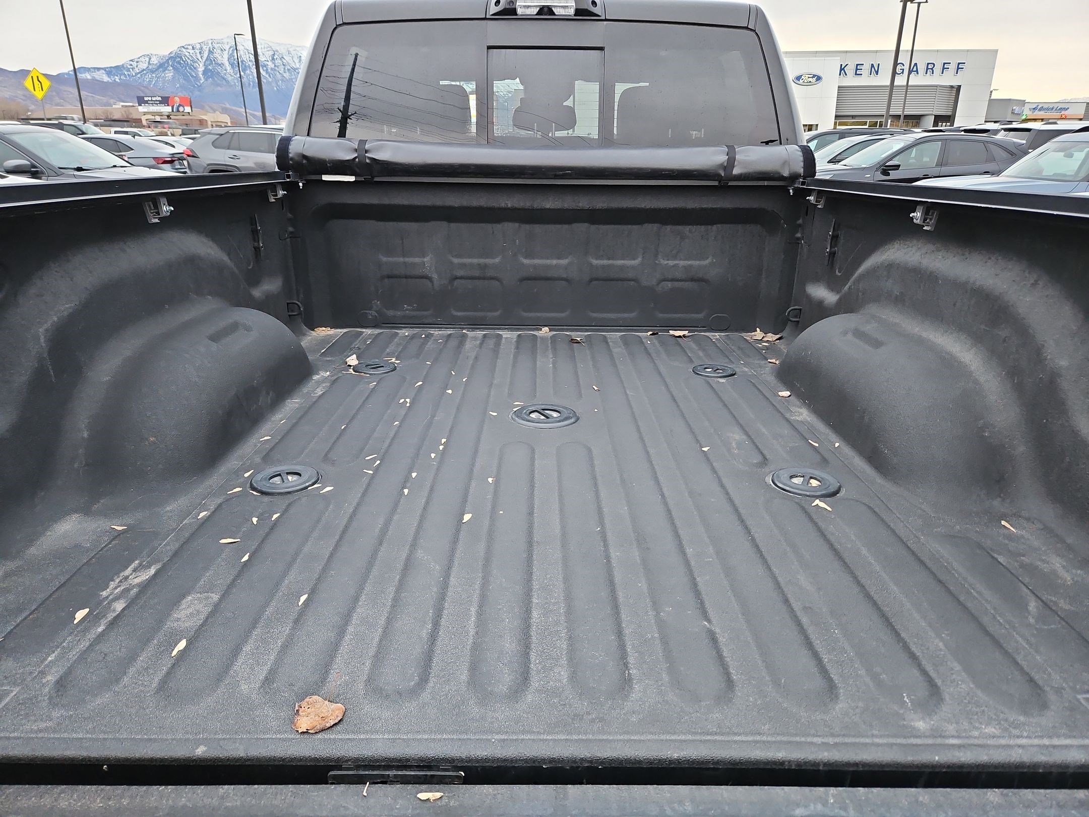 Used 2023 RAM 3500 Limited image 33