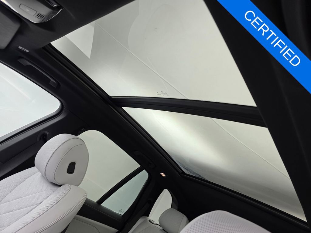 Used 2024 BMW X5 sDrive40i image 12